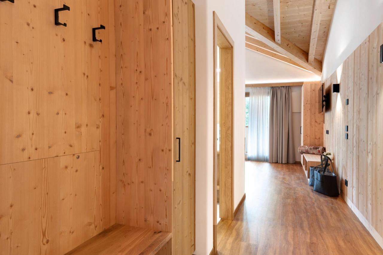 Les Ciases Chalets Dolomites Apt 5 San Vigilio Di Marebbe Exterior photo